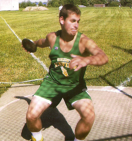 Richard throwing discus